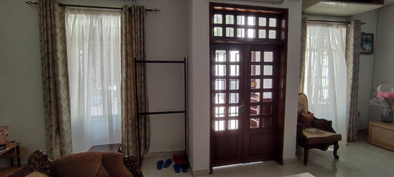 Apartment In Dar Homestay Dar es Salaam Esterno foto